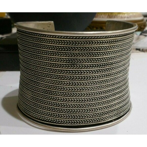 Vintage Shan or Wa/Lawa Bracelet Golden Triangle Hill Tribe Beautiful Wide Cuff - Picture 7 of 16